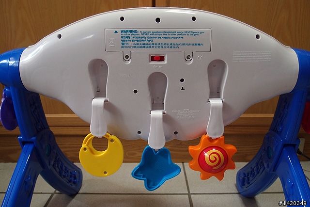 橘子的新玩具~FisherPrice費雪古典樂章聲光健身器