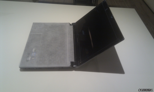 新入手 lenovo V370 i5 - 2410 第1發 ~ 開箱照