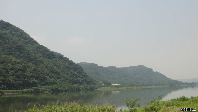 大白的一路迢迢遠,翻山越嶺南庄行