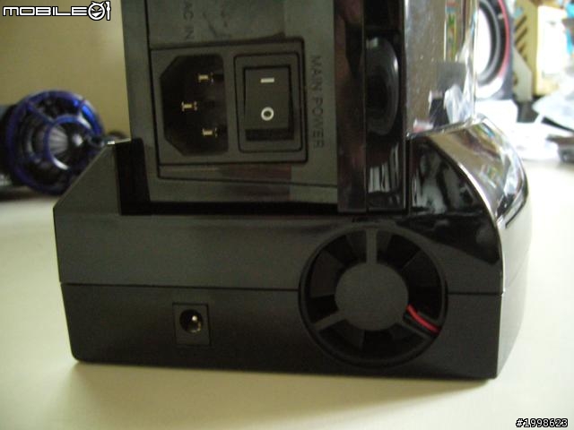 PS3 PHE-02多功能直立硬碟擴充架 不專業 開箱