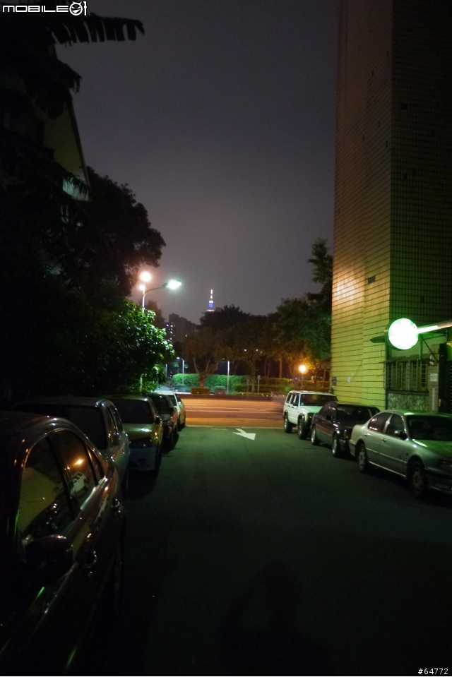 (更新~~不專業的實拍...)沒有女友~~ 就買個GF2吧(不專業.)..^.^..