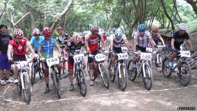 20110605 桃園縣XC選拔賽 0606台北市選拔賽(公路) 賽事記錄 "PASSI FOOTDISC鞋墊測試" "Frontier 獎品開箱"