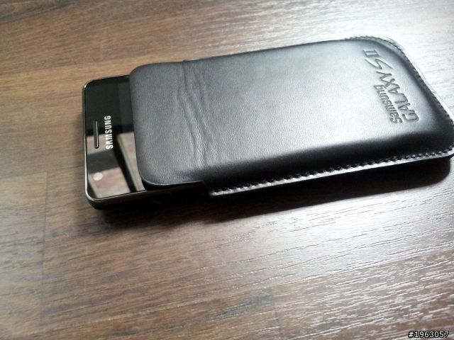 我和I9100的短暫緣份之簡易開箱