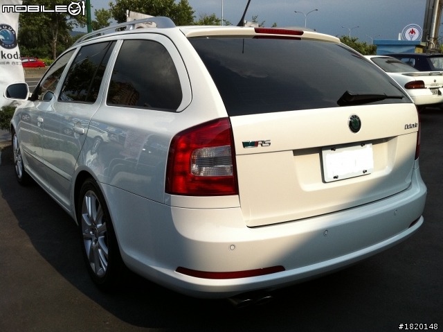再來!! OCTAVIA RS 2.0TDI開箱...