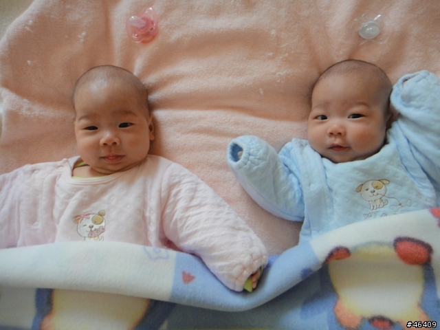 My Twins 我的雙胞胎開箱記事