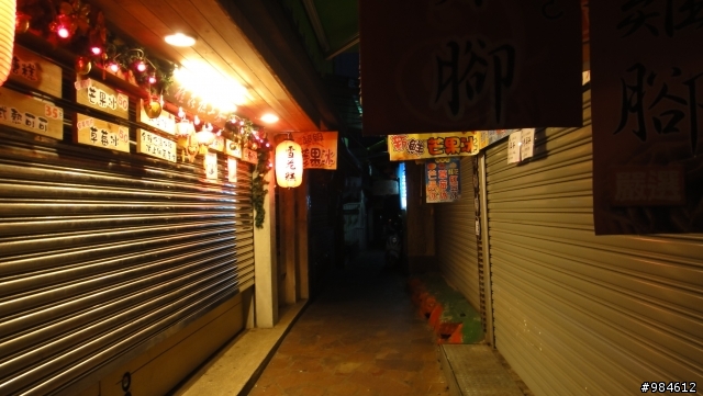 大白的一路迢迢遠,翻山越嶺南庄行