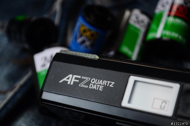 Minolta AFZ Quartz Date 定焦大光圈底片傻瓜機