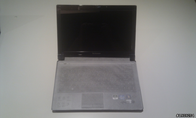 新入手 lenovo V370 i5 - 2410 第1發 ~ 開箱照