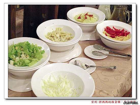 CP值高.午餐晚餐吃到飽只要150元!!85大樓(建台百貨)裡的85海洋餐廳