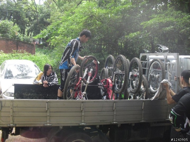 20110605 桃園縣XC選拔賽 0606台北市選拔賽(公路) 賽事記錄 "PASSI FOOTDISC鞋墊測試" "Frontier 獎品開箱"