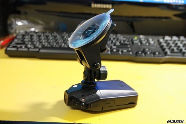 公版行車記錄器的後視鏡架DIY