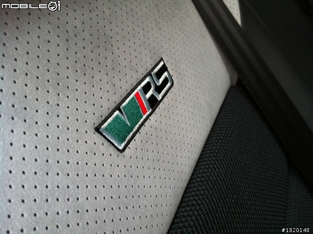 再來!! OCTAVIA RS 2.0TDI開箱...