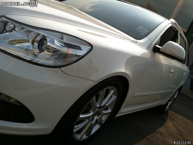再來!! OCTAVIA RS 2.0TDI開箱...