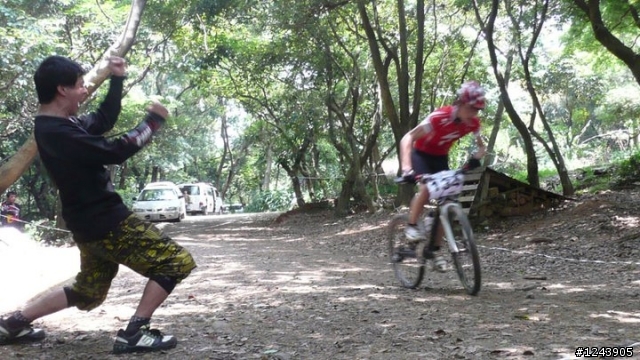20110605 桃園縣XC選拔賽 0606台北市選拔賽(公路) 賽事記錄 "PASSI FOOTDISC鞋墊測試" "Frontier 獎品開箱"