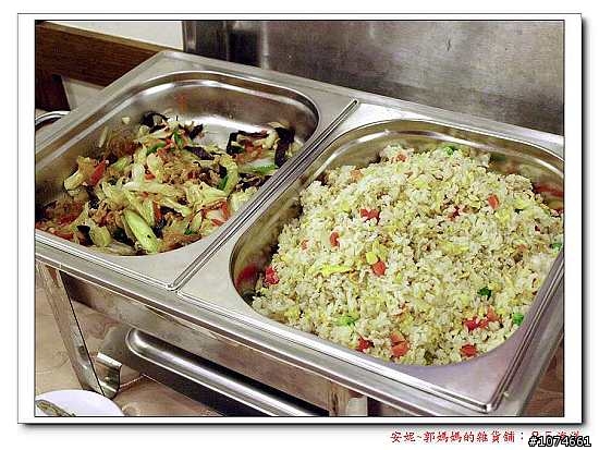 CP值高.午餐晚餐吃到飽只要150元!!85大樓(建台百貨)裡的85海洋餐廳