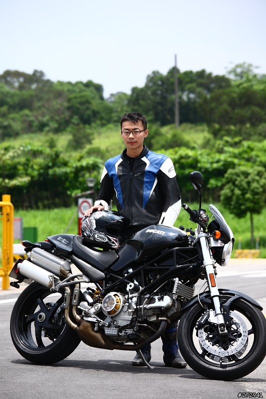 Dream of DUCATI - S2R1000租車心得