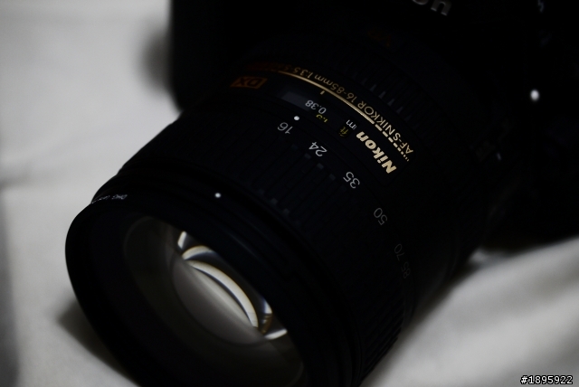 (新手開箱)NIKON D7000