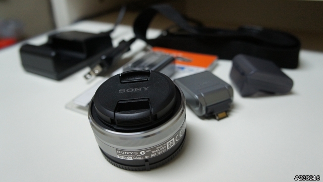 小單眼 SONY NEX-C3 小小的開箱 ! !