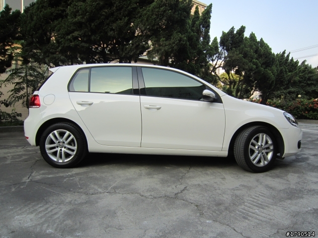 星期天=洗車天~MY GOLF~