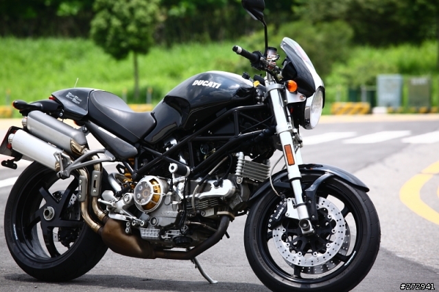 Dream of DUCATI - S2R1000租車心得