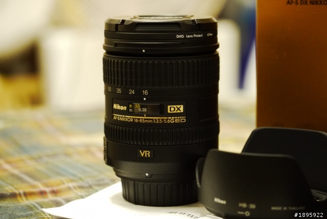 (新手開箱)NIKON D7000