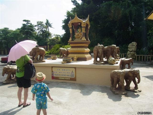 屏東八大森林遊樂園