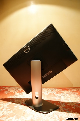 《圖已補完》Dell U2412M 開箱