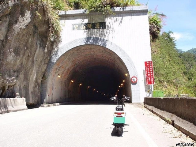 騎著 HONDA MOTOCOMPO 征服埡口 南橫之旅 ! ( 東部 )