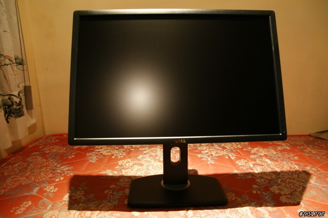 《圖已補完》Dell U2412M 開箱