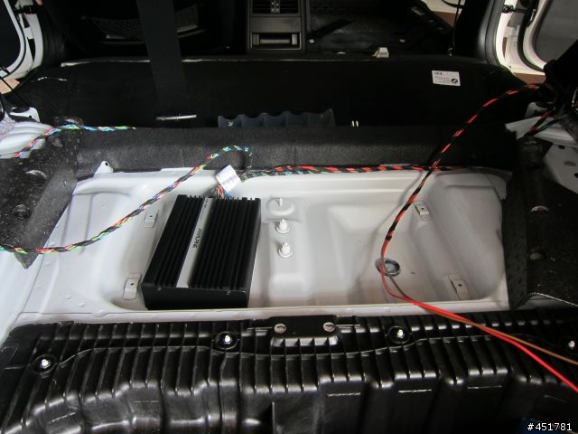 BMW E90 原廠音響加裝品 ALPINE Hi-Fi System