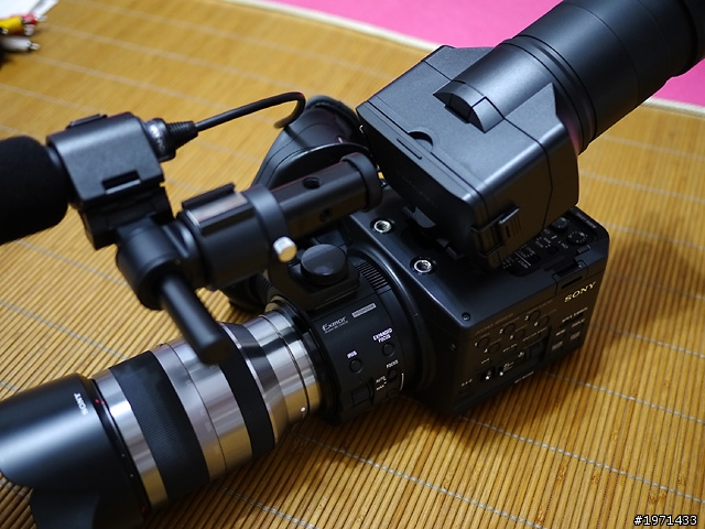 Sony NXCAM NEX-FS100簡單開箱