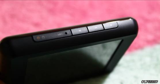 台灣公司貨 COWON iAudio C2開箱