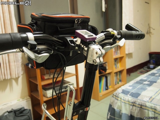 【分享】開箱文 IBERA Handlebar Pak IB-HB2 車手袋