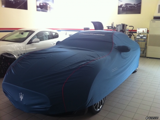 分享Maserati GrenCabrio蒙地拿交車