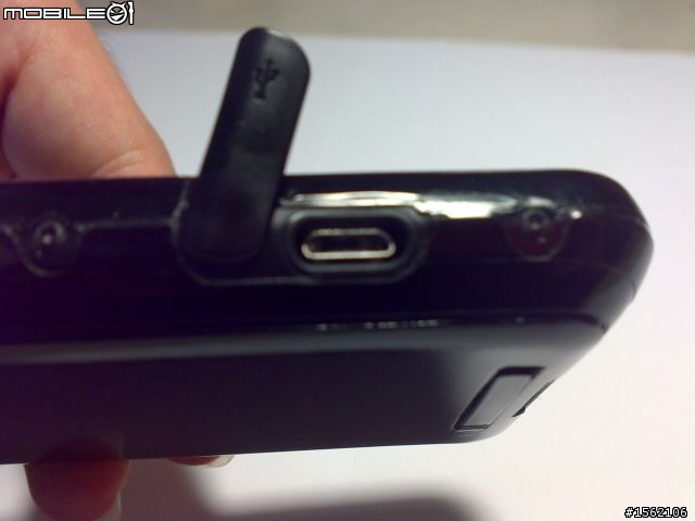 高C/P值戰神!!Motorola Defy MB525 傷眼勸敗開箱!!!