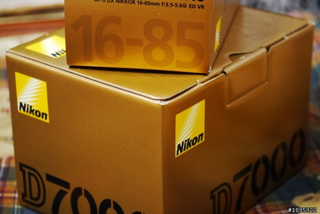 (新手開箱)NIKON D7000