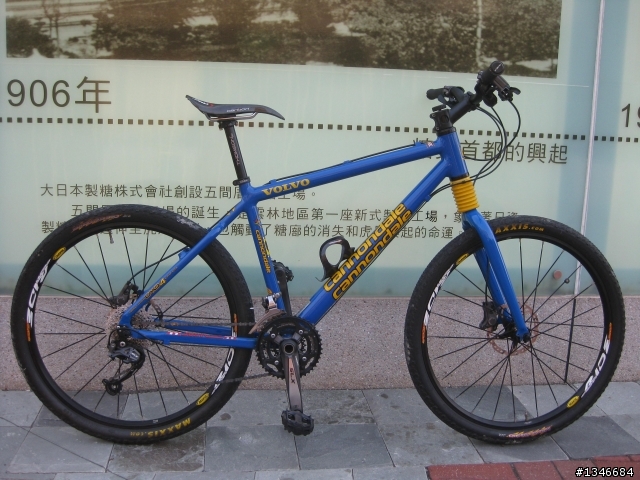 開箱囉! 美國純手工打造的 cannondale 感謝大大們的建議!