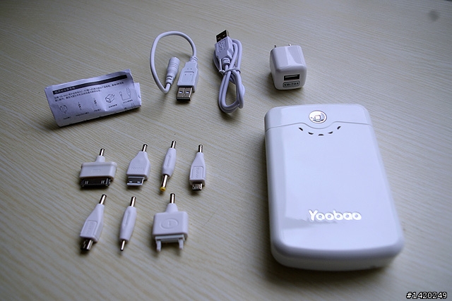 數位產品的電力補給~兩款行動電池分享