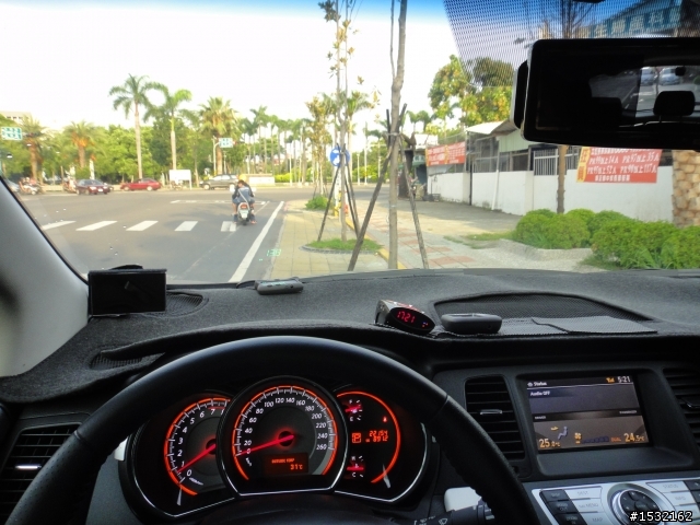 目擊者升等智慧型環景,側照(全車八鏡頭無死角)