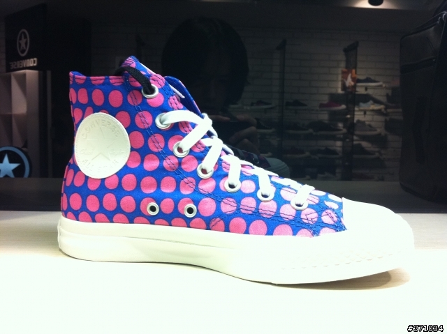 2011 cons & Marimekko彩色繽紛