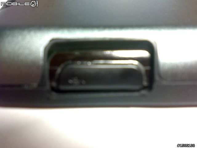 高C/P值戰神!!Motorola Defy MB525 傷眼勸敗開箱!!!