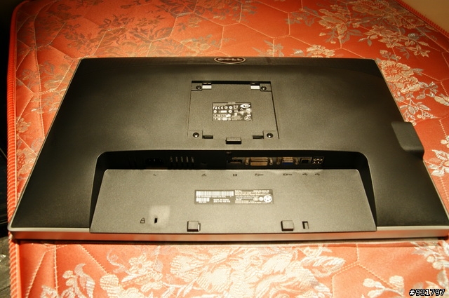 《圖已補完》Dell U2412M 開箱