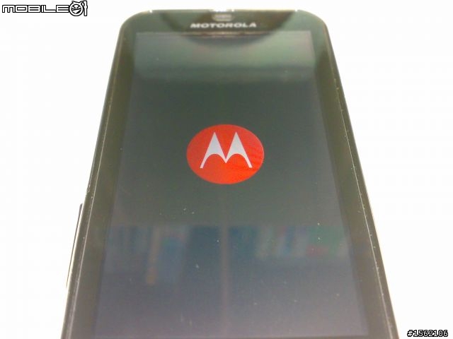 高C/P值戰神!!Motorola Defy MB525 傷眼勸敗開箱!!!