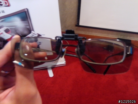 LG Optimus 3D TV + 3D手機雙享受好體會