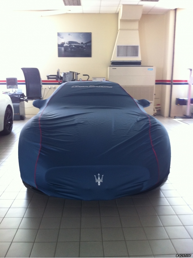 分享Maserati GrenCabrio蒙地拿交車