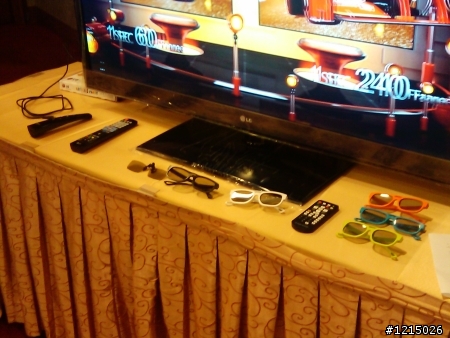 LG Optimus 3D TV + 3D手機雙享受好體會