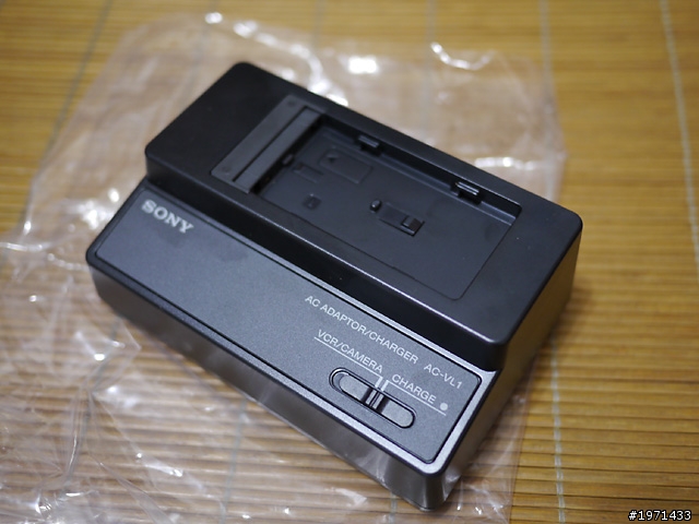 Sony NXCAM NEX-FS100簡單開箱