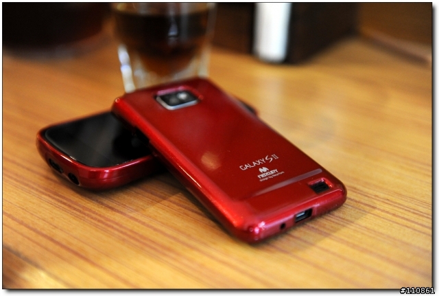 血紅新衣 Galaxy S2 & i9100 專屬周邊