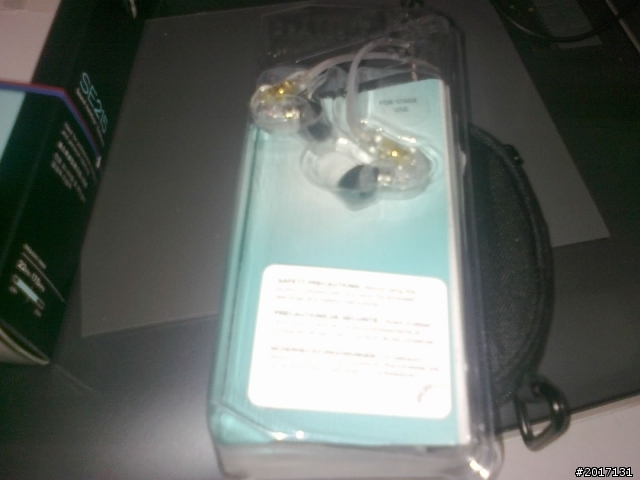 開箱文 SHURE SE215