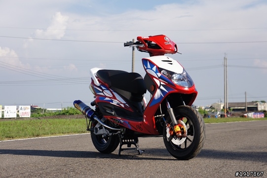 台灣加油!24耐實車現身~~~~